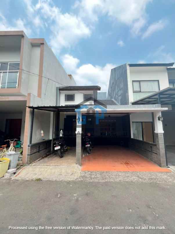 dijual rumah cihanjuang
