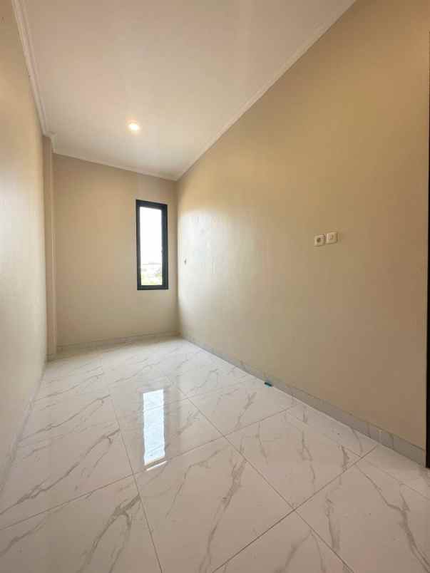 dijual rumah cikunir raya