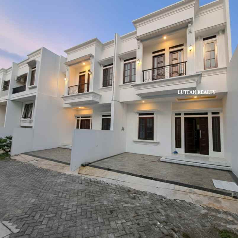 dijual rumah cilandak