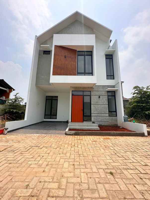 dijual rumah cilangkap