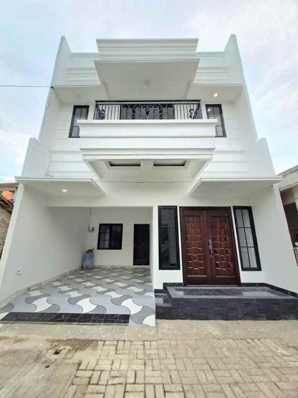 dijual rumah cipedak