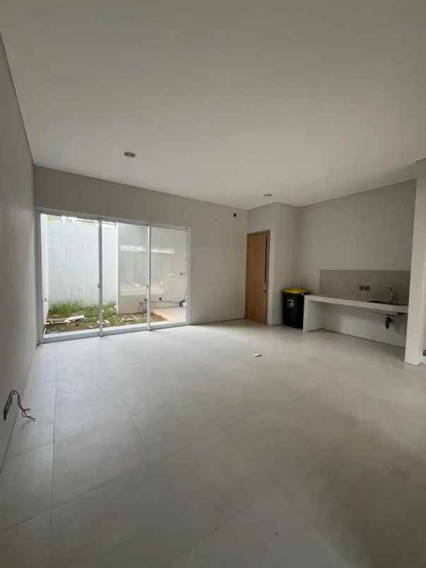 dijual rumah ciputat