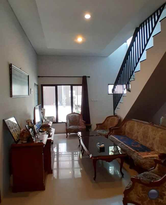 dijual rumah cirendeu ciputat timur