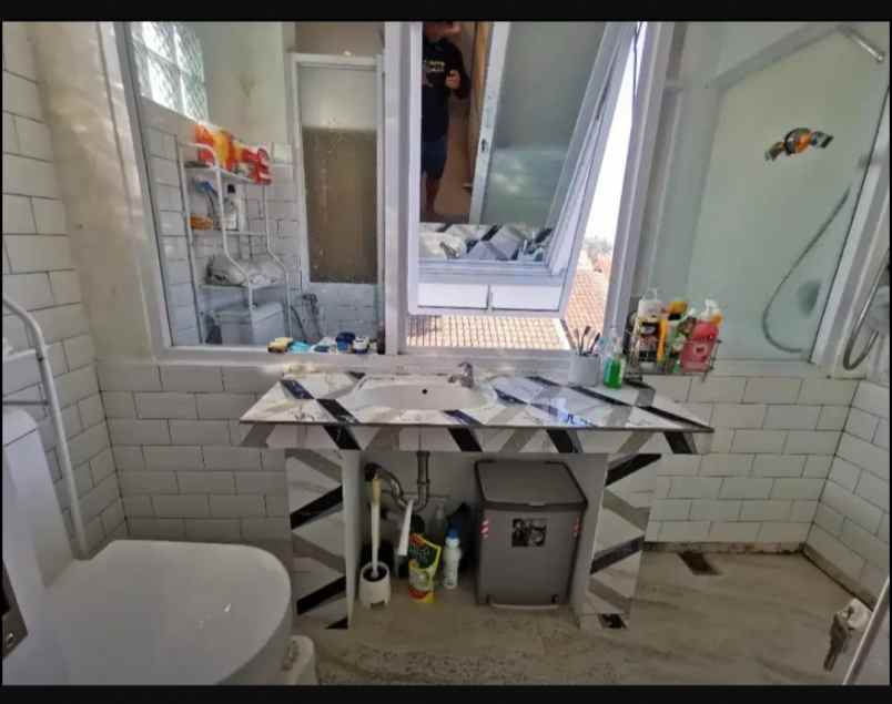 dijual rumah ciwaruga