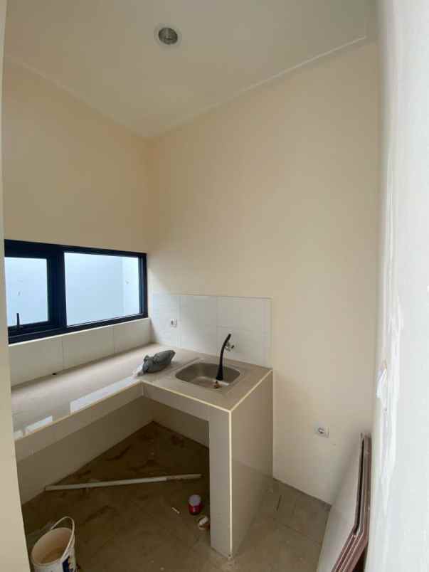 dijual rumah ciwaruga gegerkalong