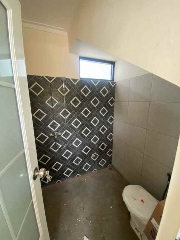 dijual rumah ciwaruga gegerkalong