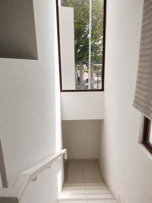 dijual rumah cluster alamanda jgc