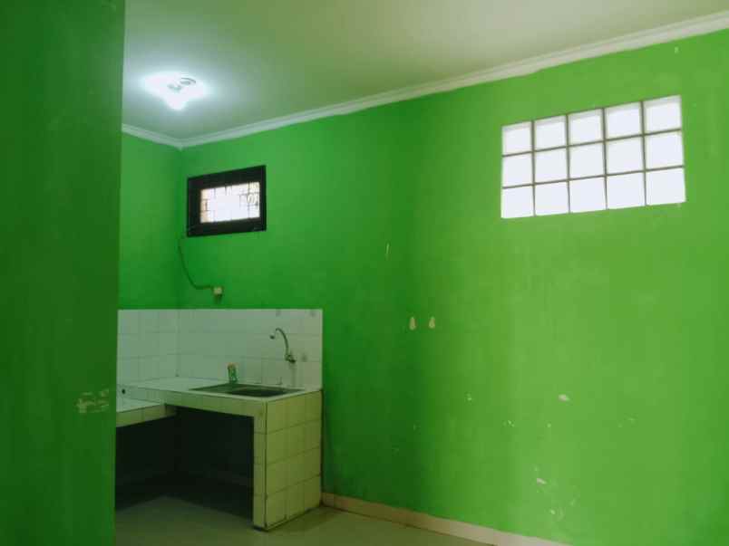 dijual rumah cluster edelweis