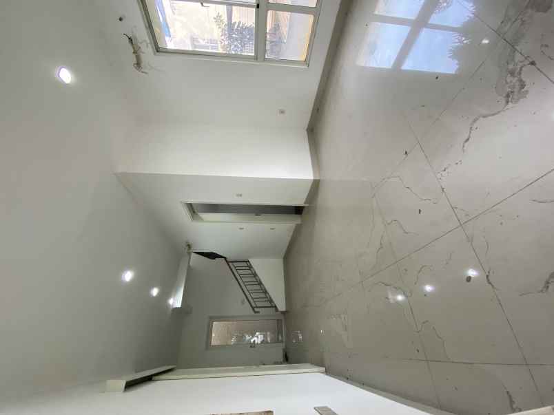 dijual rumah cluster edison scientia