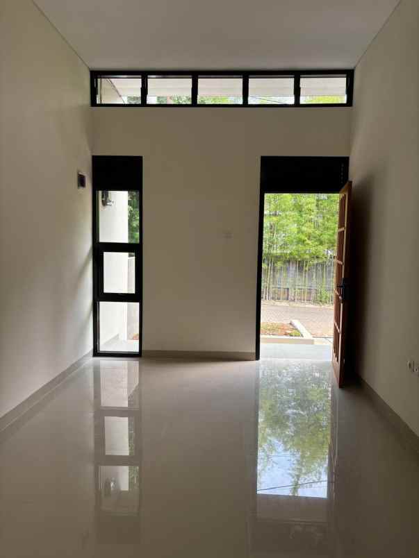 dijual rumah cluster eksklusif padasuka