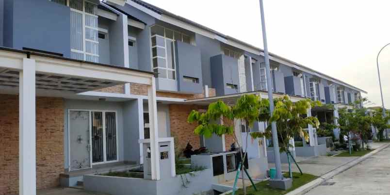 dijual rumah cluster vasana harapan indah