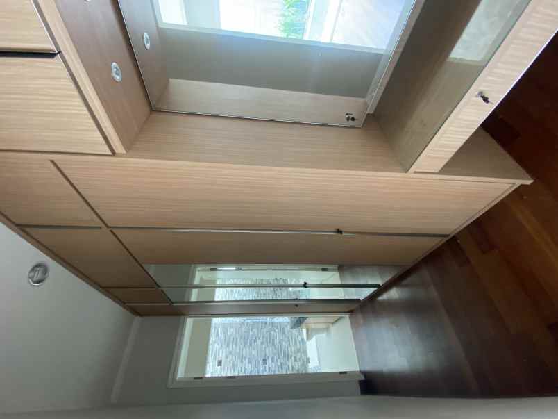 dijual rumah cluster whitsand greenwich