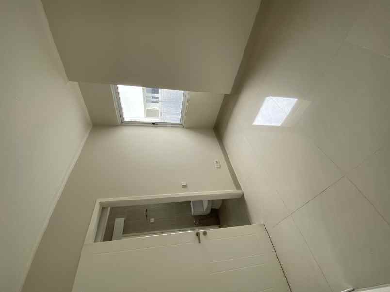 dijual rumah cluster whitsand greenwich