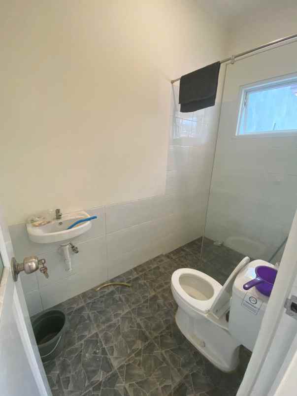 dijual rumah dalam cluster di cipayung jakarta timur