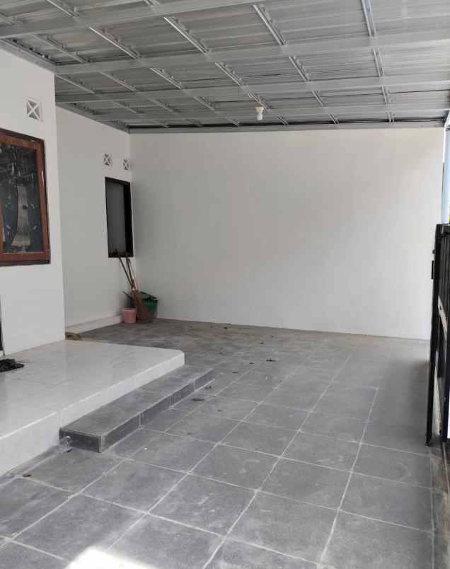 dijual rumah dawet ringin