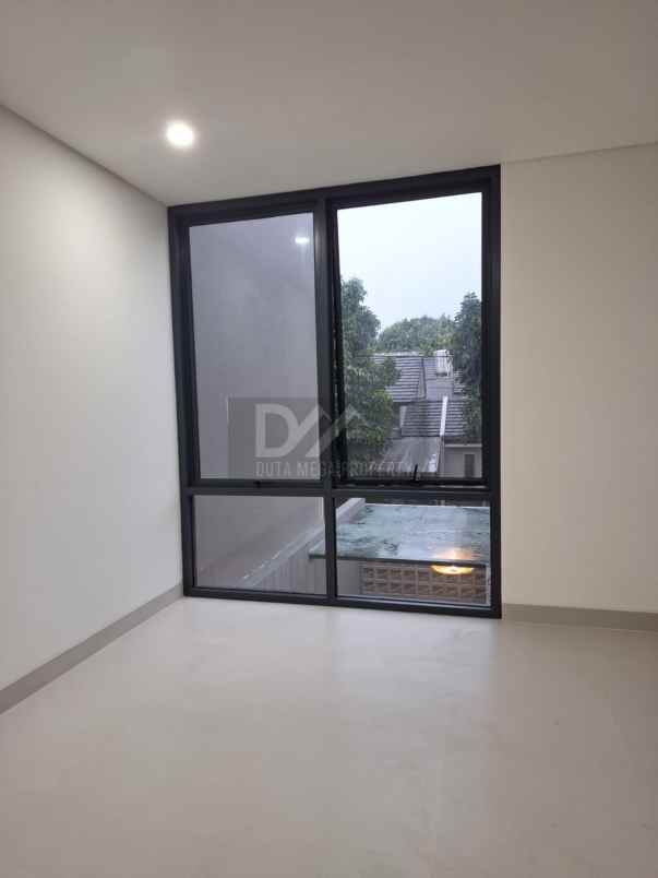 dijual rumah design villa di serpong garden