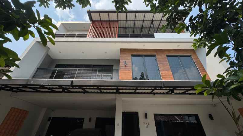 dijual rumah di komplek puri agung lestari beji depok