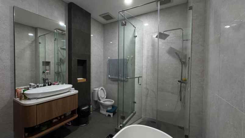 dijual rumah di komplek puri agung lestari beji depok