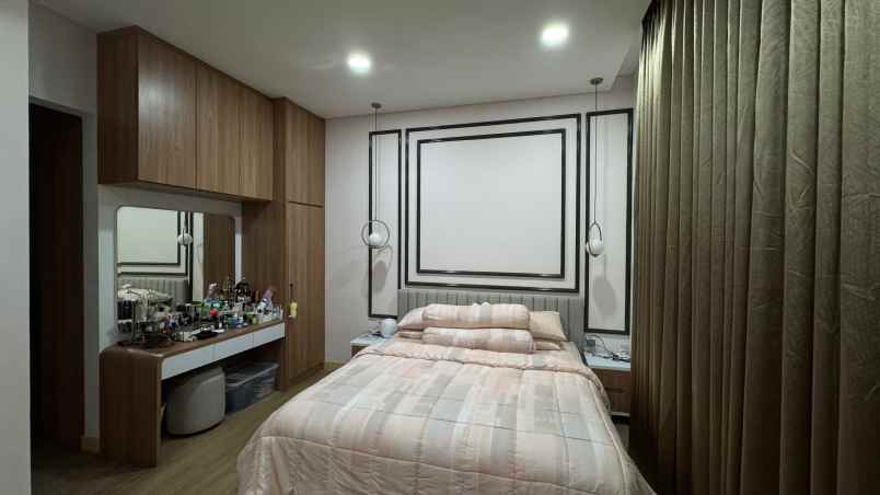 dijual rumah di komplek puri agung lestari beji depok