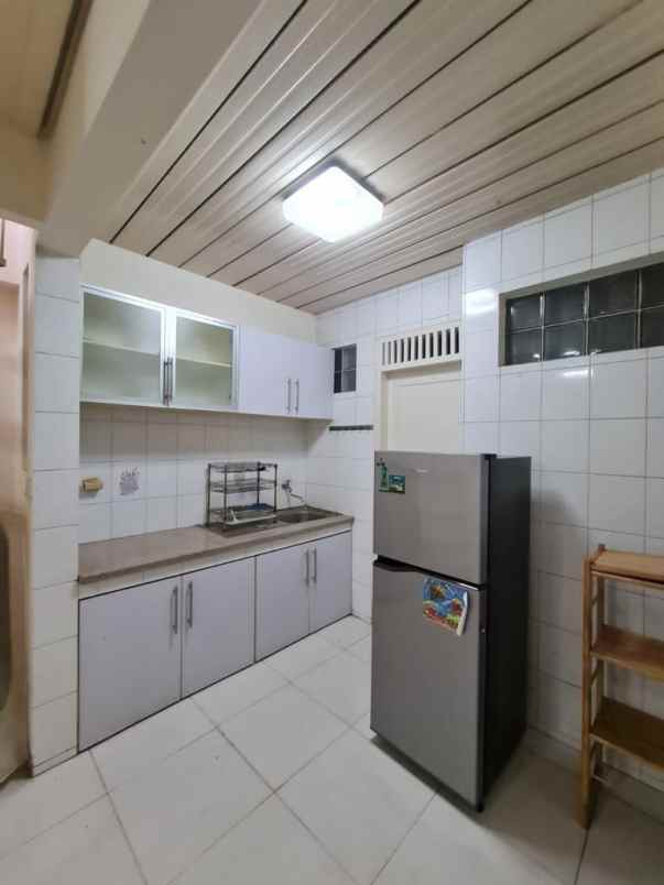 dijual rumah di pancoran jakarta selatan