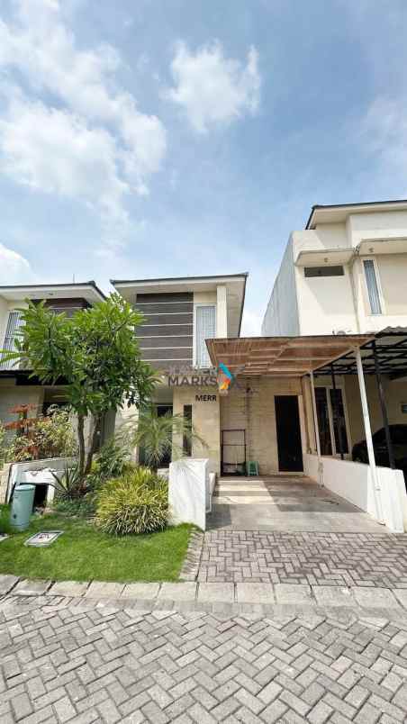 dijual rumah dian istana moca verbana