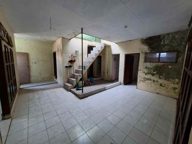 dijual rumah dinoyo lowokwaru kota malang