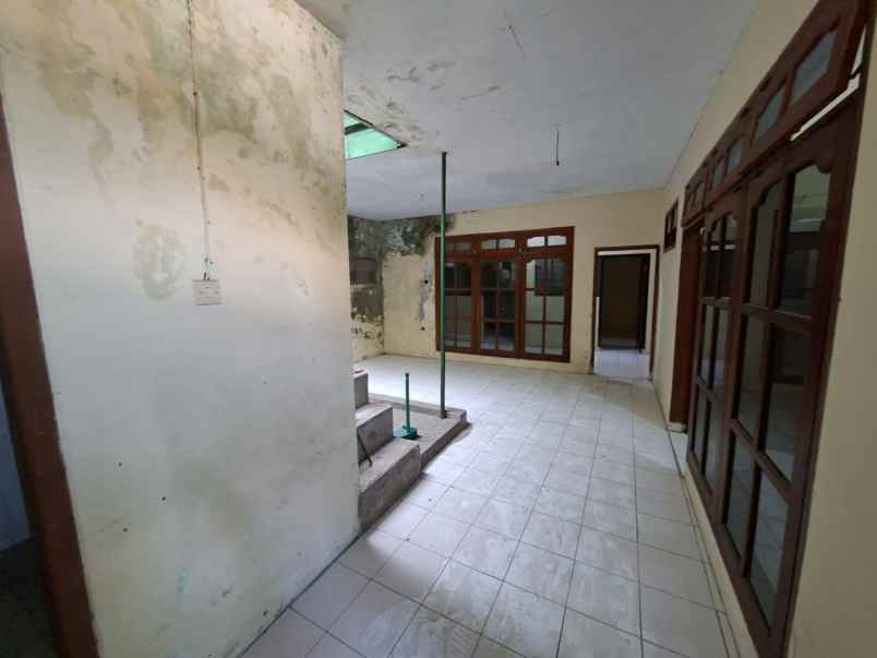 dijual rumah dinoyo lowokwaru kota malang