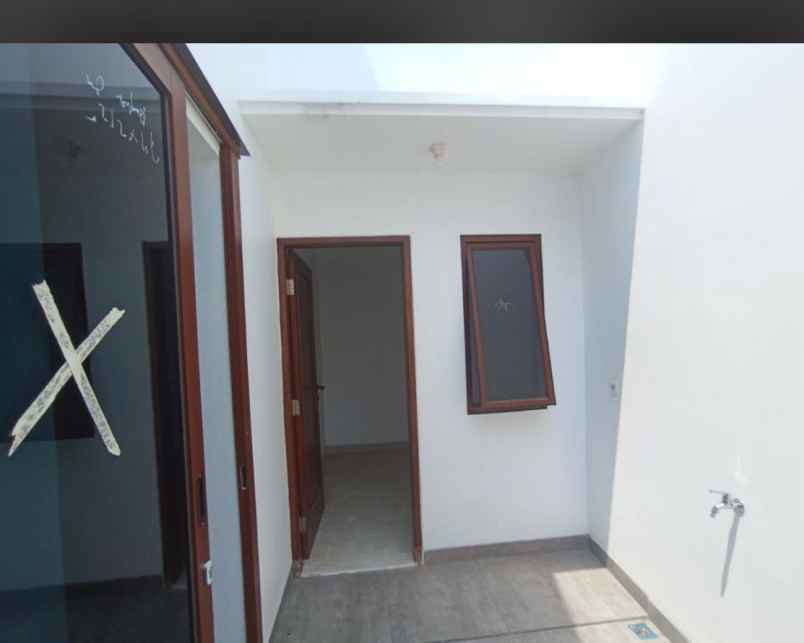 dijual rumah duren sawit