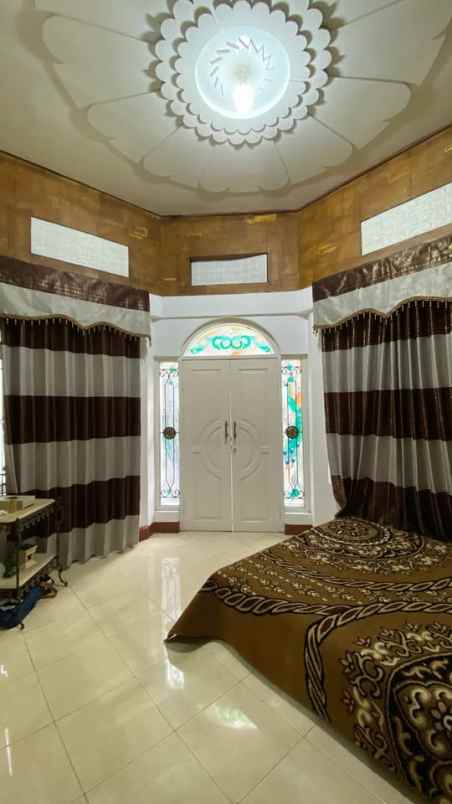 dijual rumah gembong
