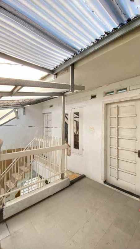 dijual rumah gembong