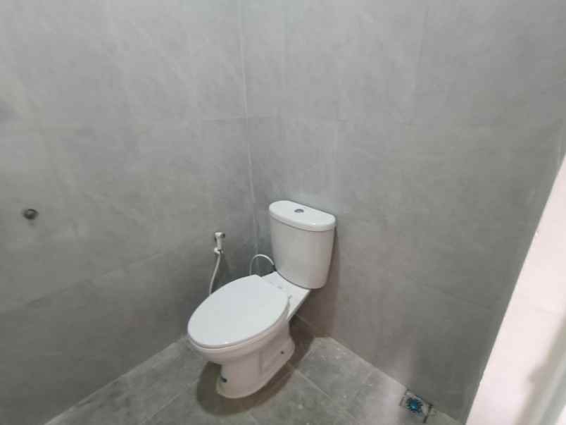 dijual rumah gentan baki sukoharjo