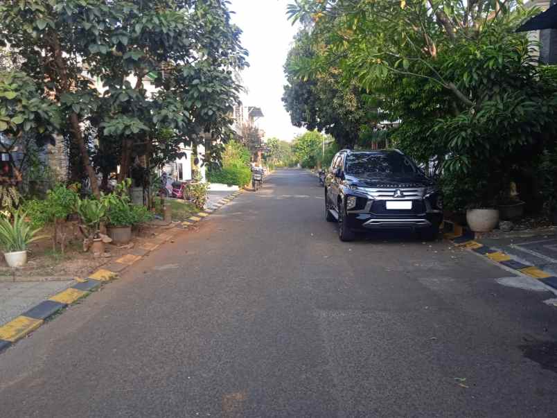 dijual rumah graha raya bintaro jaya