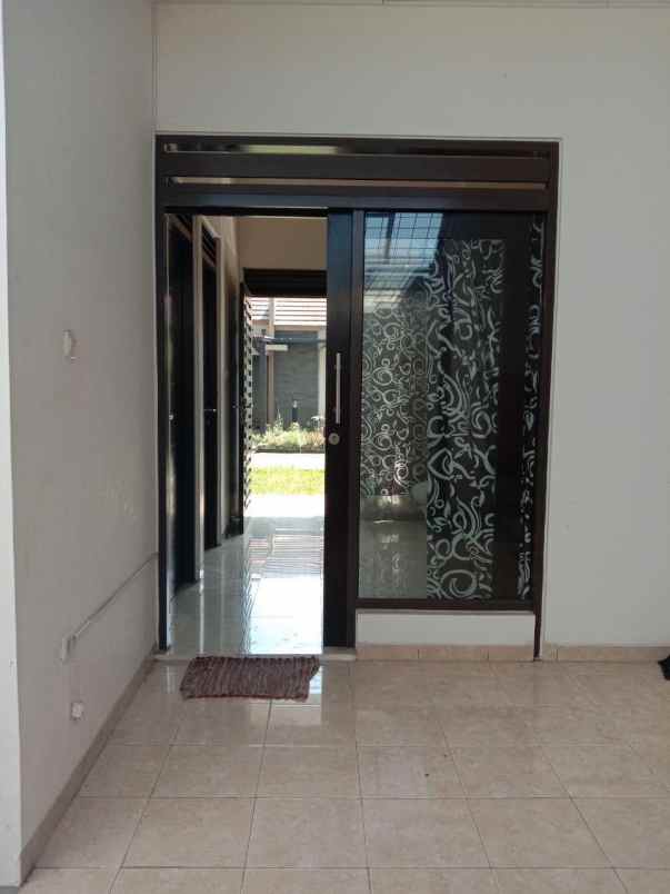 dijual rumah grand sharon residence