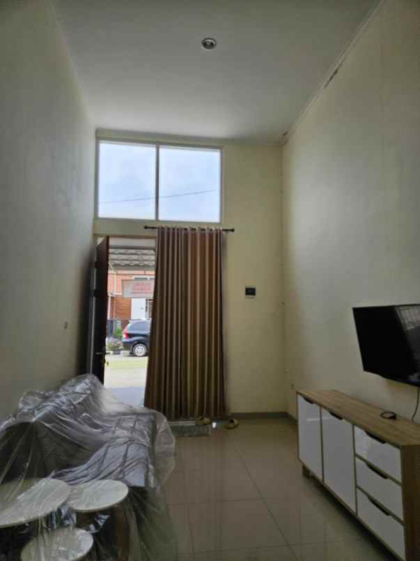 dijual rumah grand sharon residence
