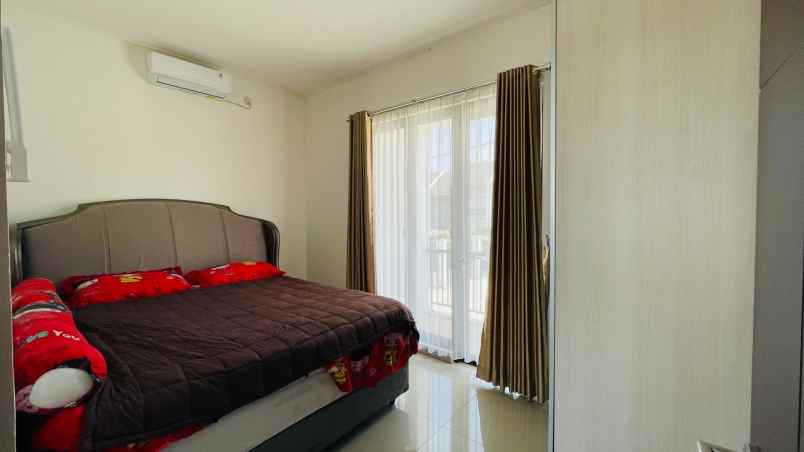 dijual rumah green ara residence