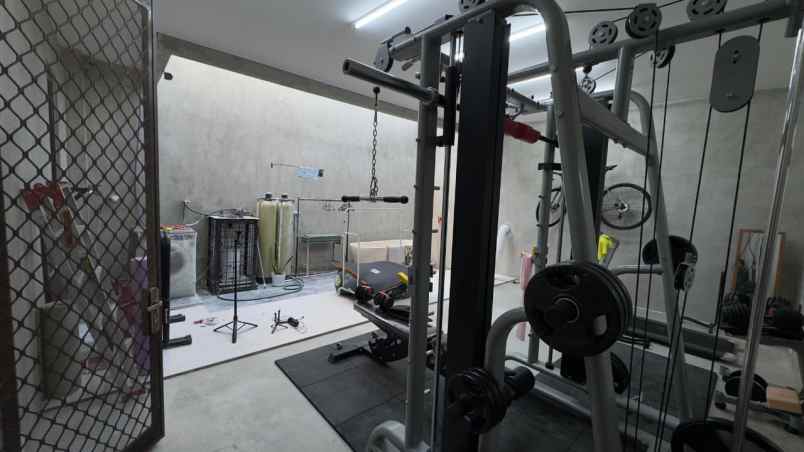 dijual rumah green ara residence