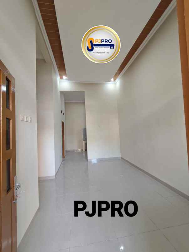 dijual rumah harapan indah cluster