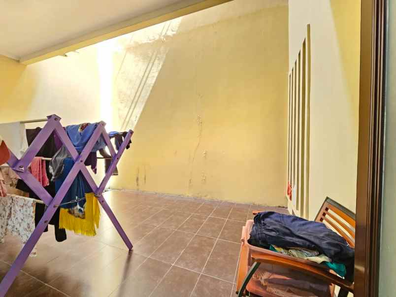 dijual rumah harapan indah cluster