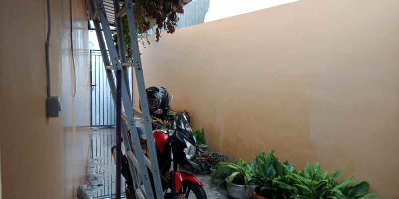 dijual rumah hunian full furniture baru
