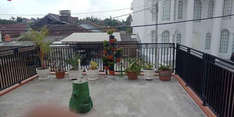 dijual rumah hunian full furniture baru
