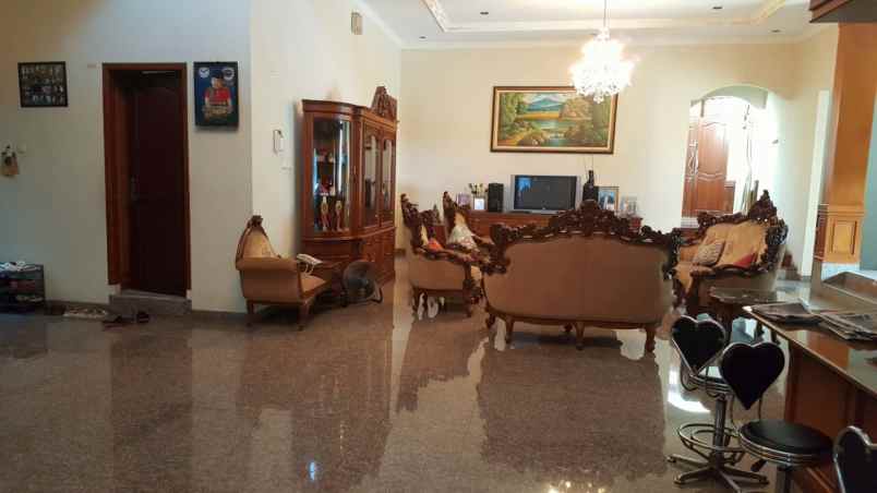 dijual rumah jagakarsa