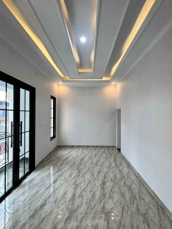 dijual rumah jagakarsa jakarta selatan