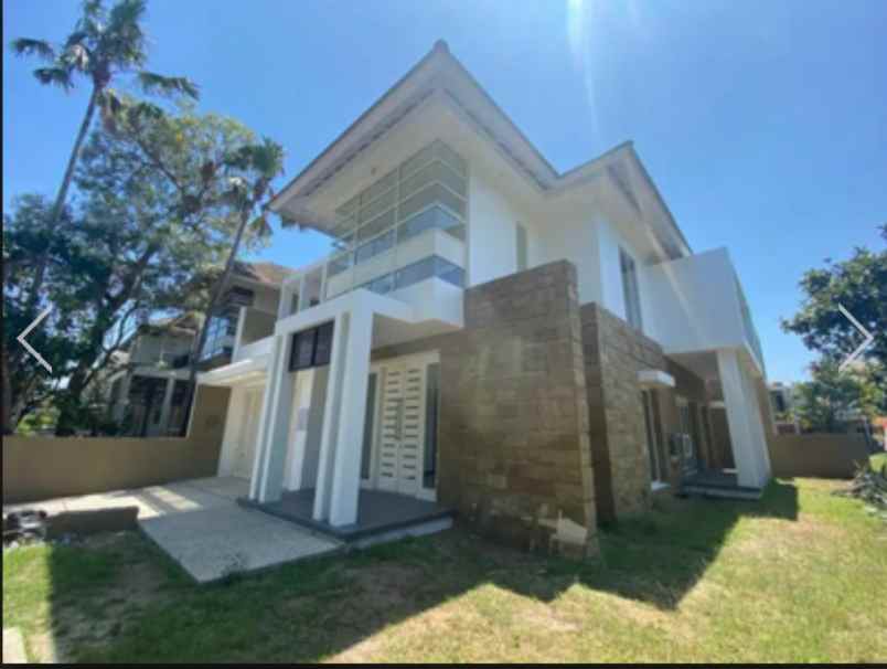 dijual rumah jalan diamond hill
