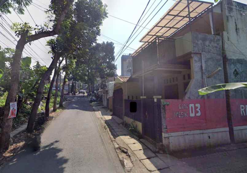 dijual rumah jalan kamarung