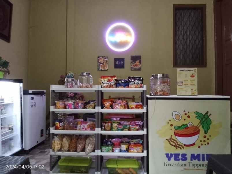 dijual rumah jalan kamarung