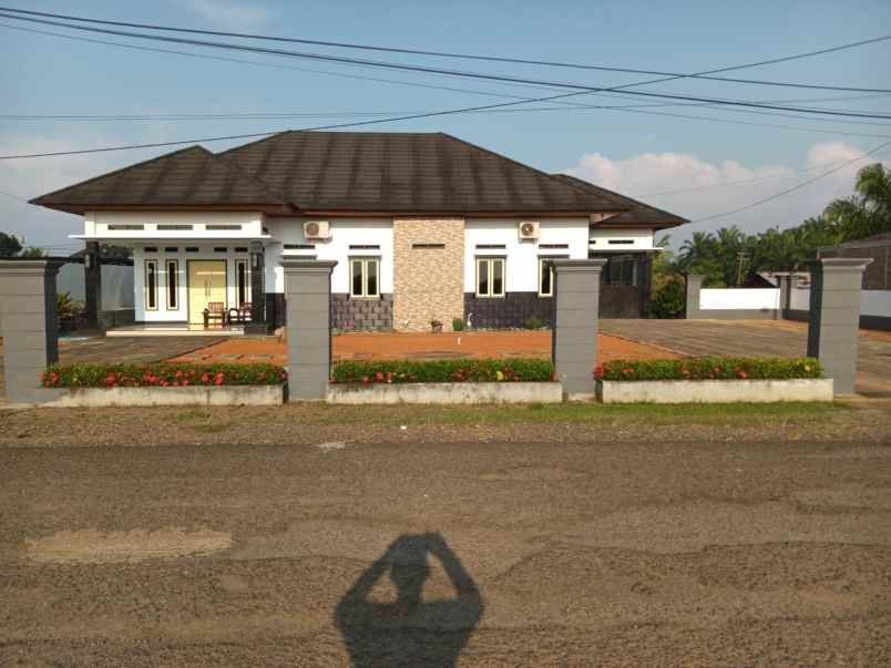 dijual rumah jalan karang indah samsat