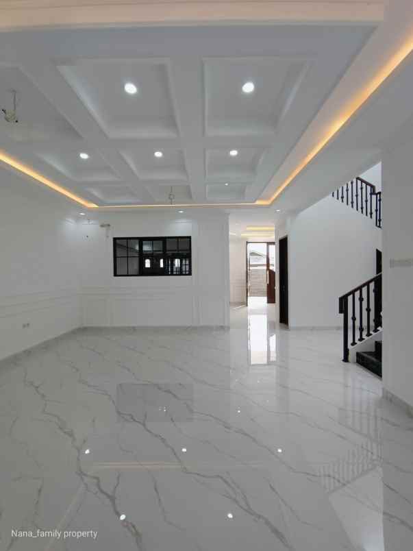 dijual rumah jalan kavling deplu adam malik