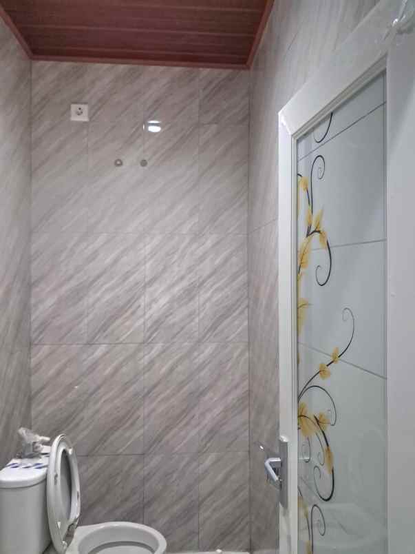 dijual rumah jalan northwest lake citraland
