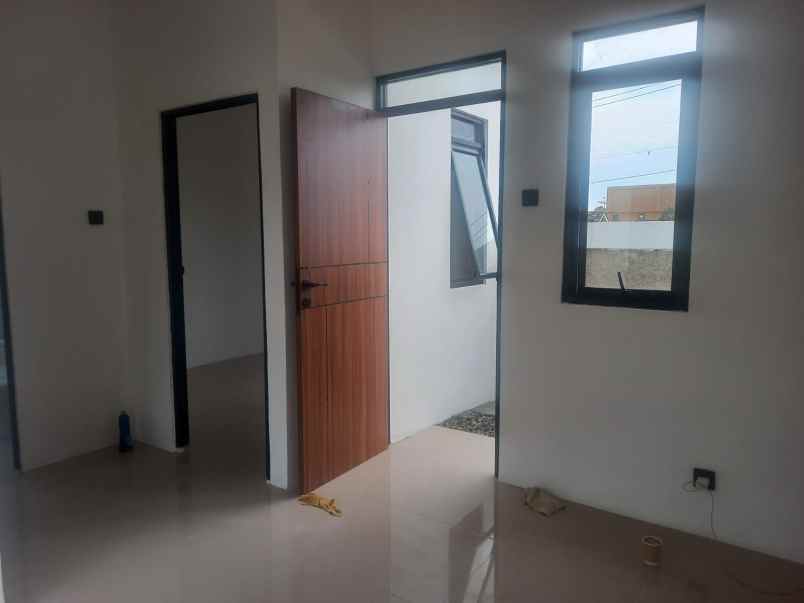 dijual rumah jalan raya amd tajurhalang