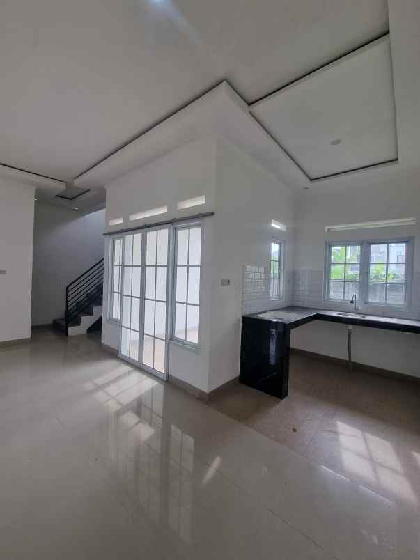 dijual rumah jalan raya bakti jaya